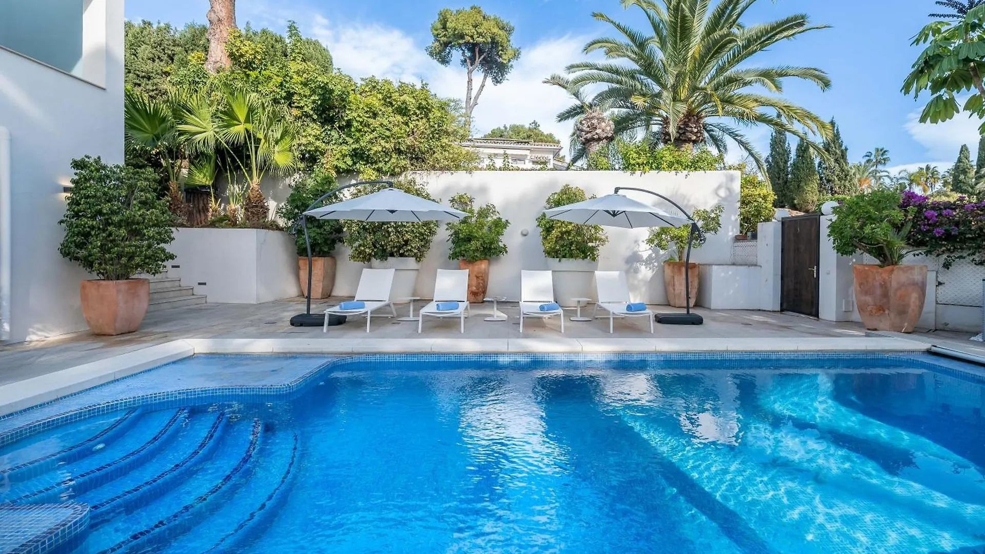 Vacation Marbella I Villa La Cabane, Prestige, Heated Pool, 300M To The Beach