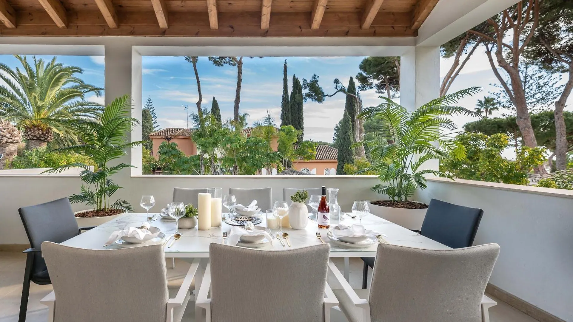 Vacation Marbella I Villa La Cabane, Prestige, Heated Pool, 300M To The Beach